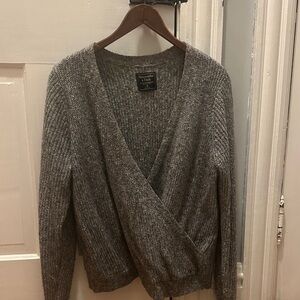 Abercrombie & Fitch Heather Gray Wrap Knit Sweater